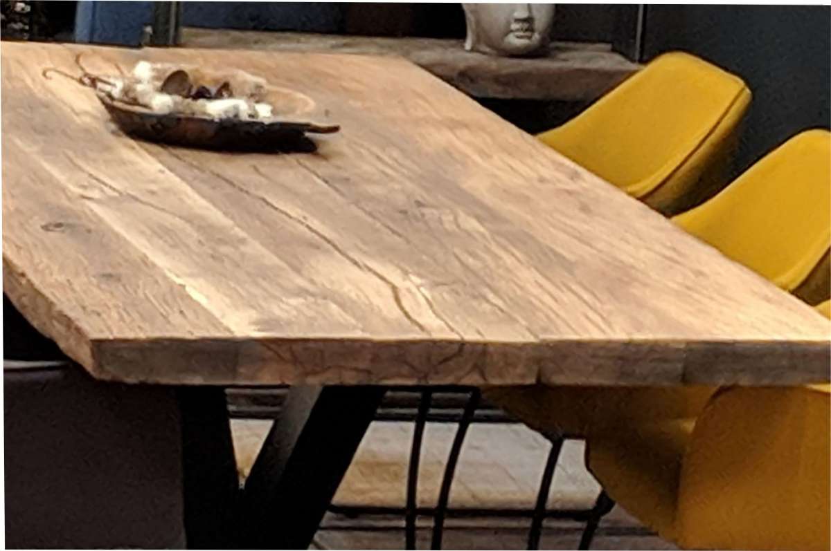 Eichen Tischplatte mit Naturkante HolzWohnenGarten.de